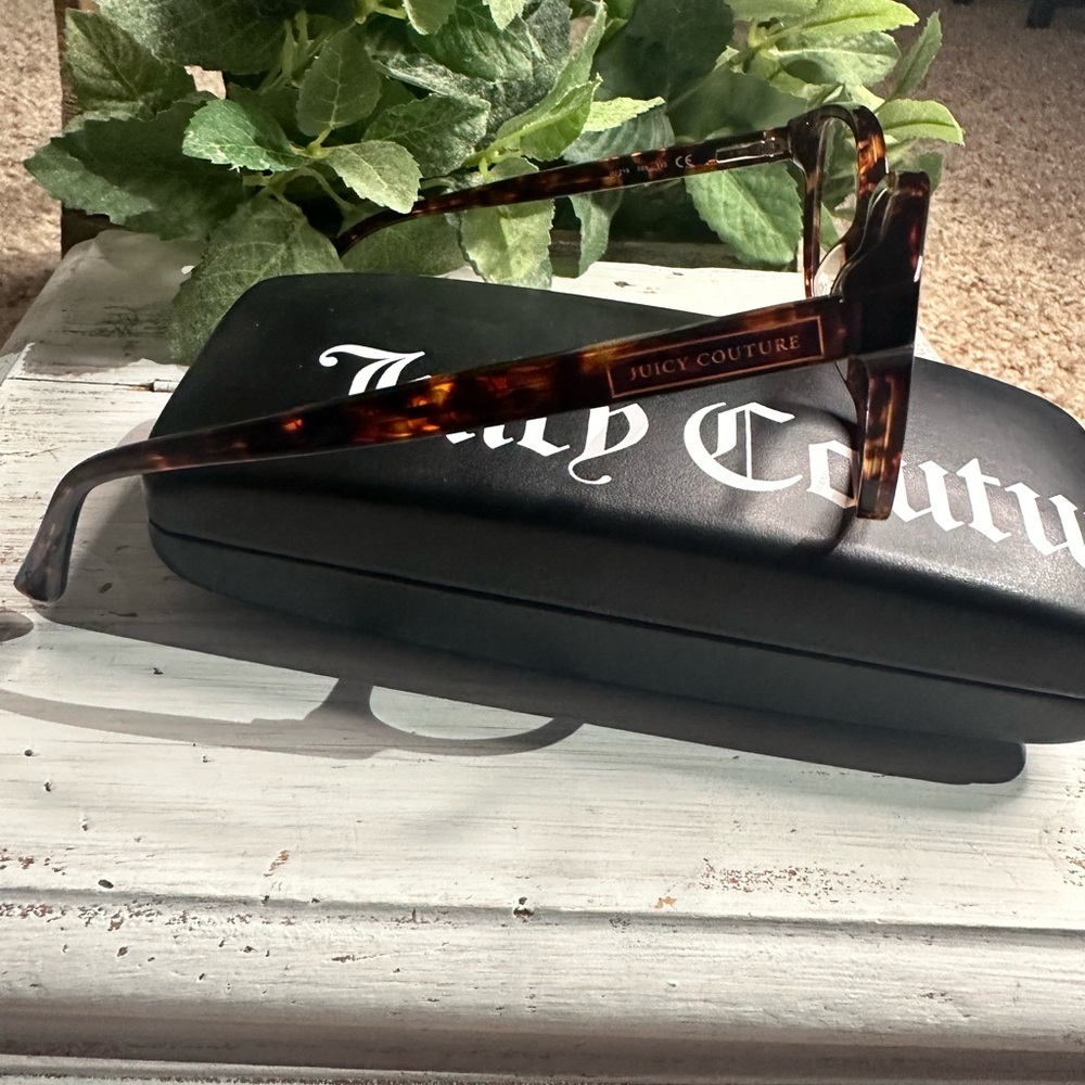 Juicy Couture Brown Patterned Glasses - Picture 3 of 8